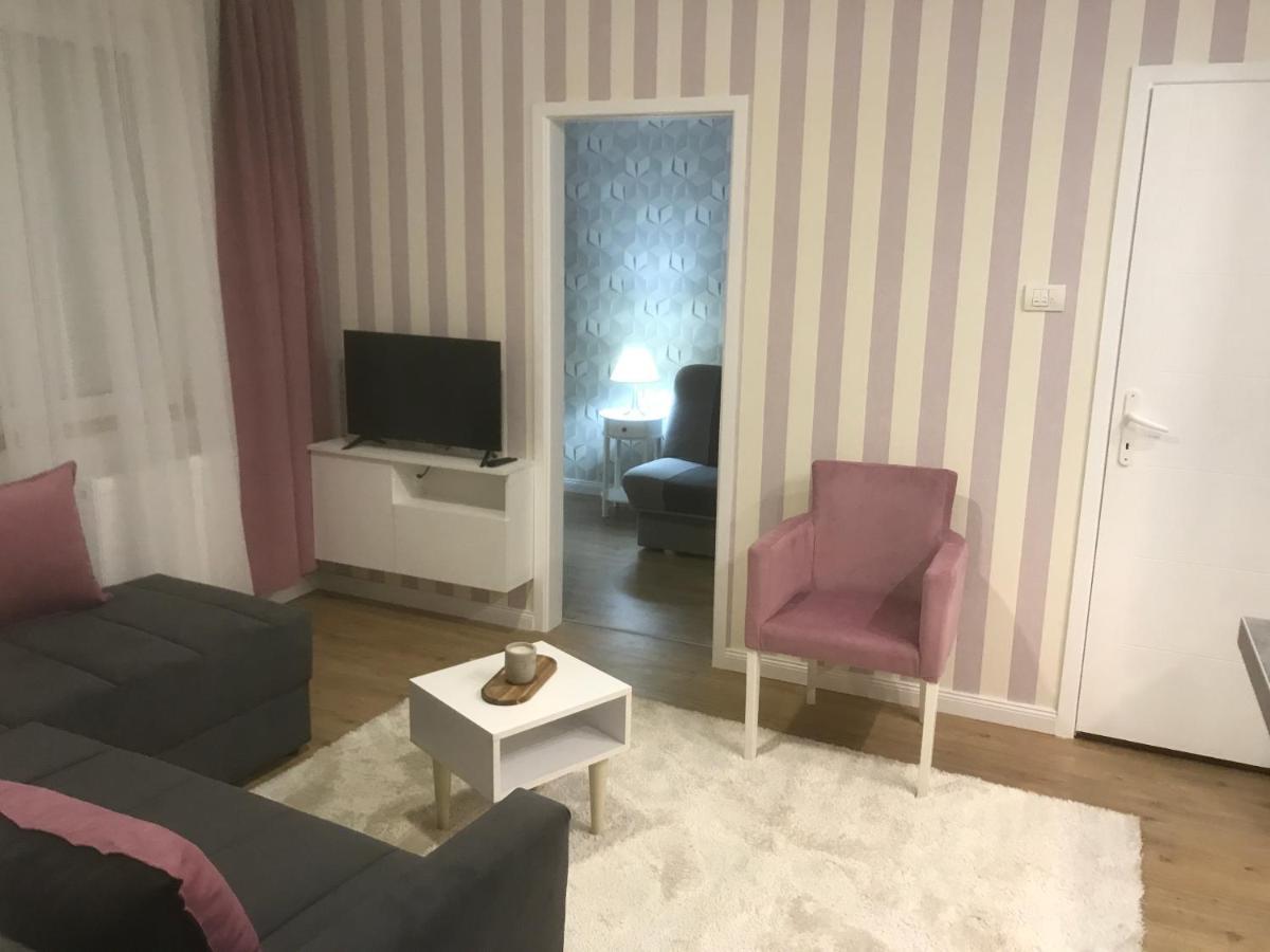 Apartman Kristina Free Parking Novi Sad Exteriér fotografie